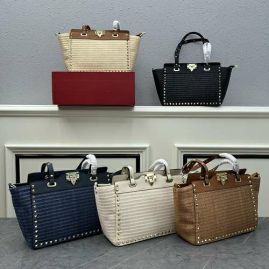 Picture of Valentino Lady Handbags _SKUfw144850586fw